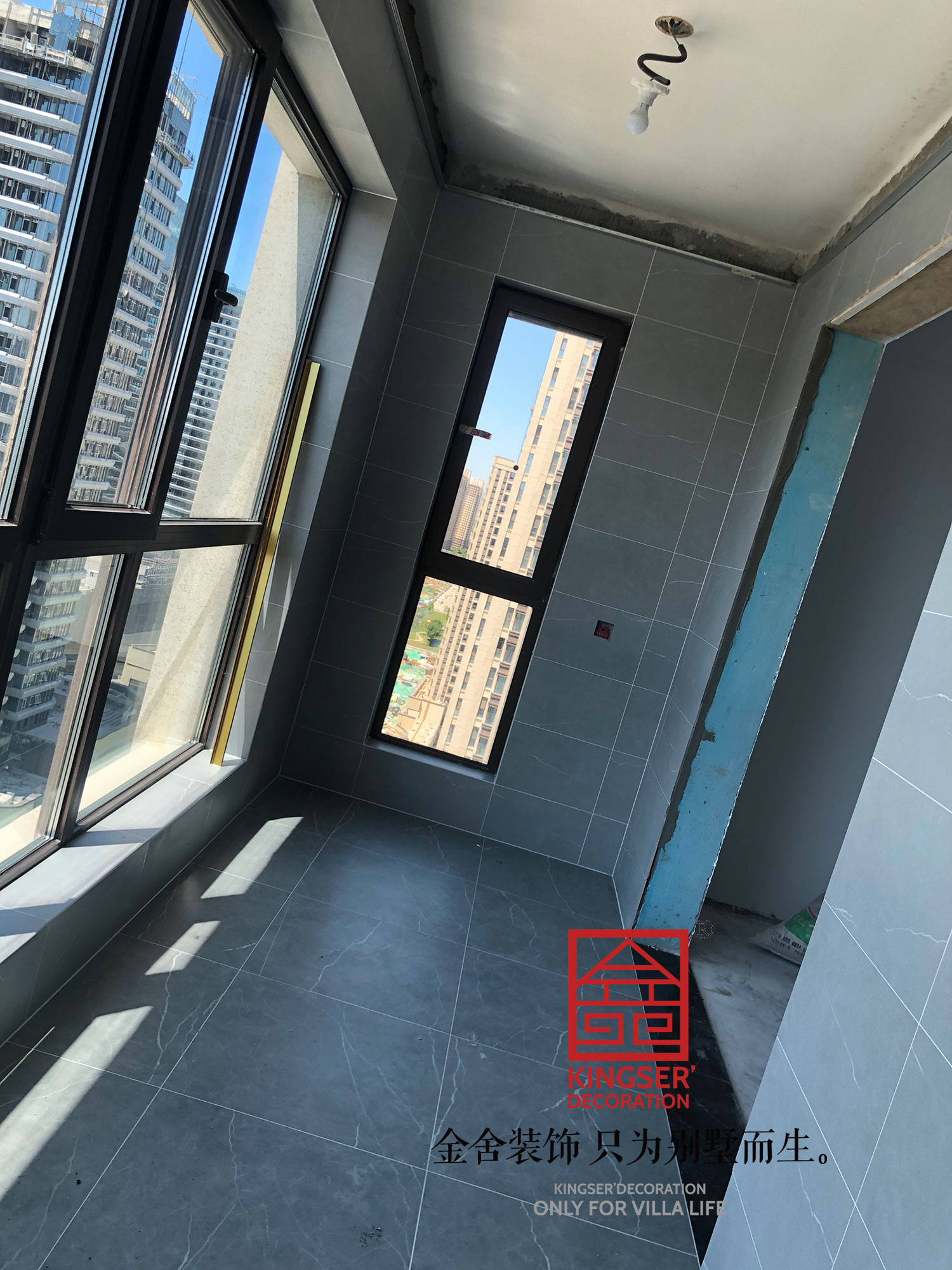 中冶德賢公館143平輕奢風格裝修施工現場